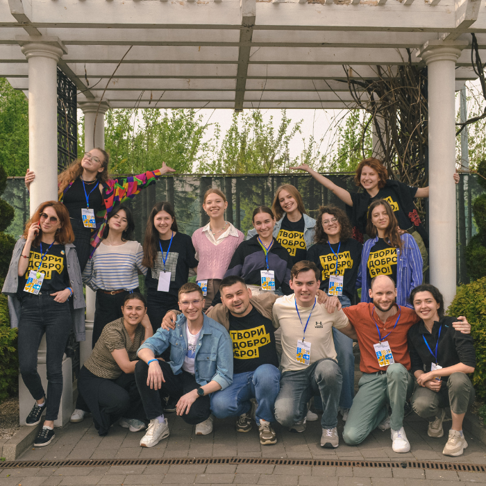 Як волонтерити, коли не маєш досвіду: історії тих, хто почав з нуля